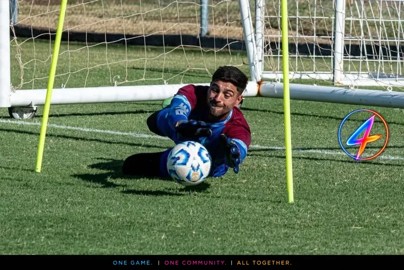 Hearts verpflichten Guendouz, Vrancken noch offen