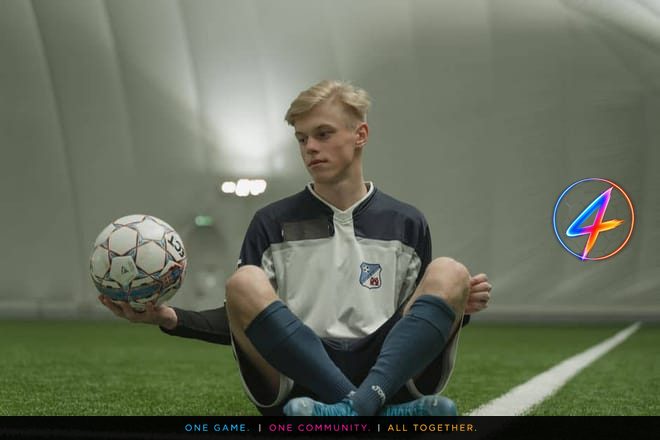 Feyenoord Loans Talent to Dordrecht, Dumfries Undergoes Real Madrid Medical