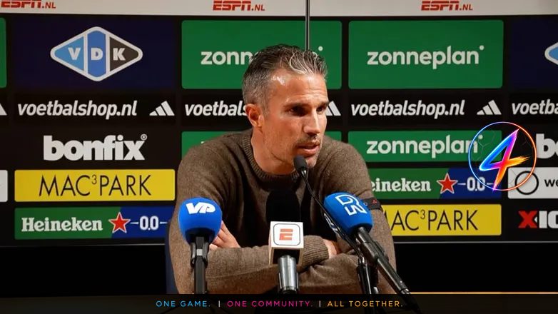 Van Persie Credits Bond with Anis Hadj Moussa After 2-0 Win