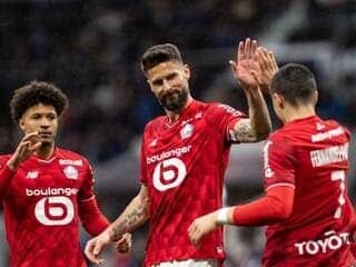 Olivier Giroud Leaves Door Open for Lille Extension